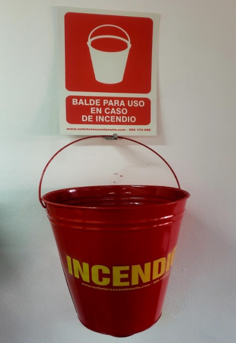 Balde de incendio